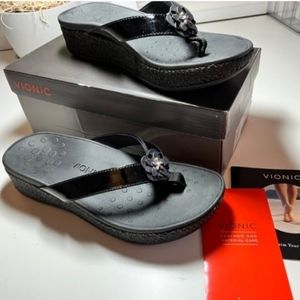 Vionic Pacific Mimi sandal platform size 9W